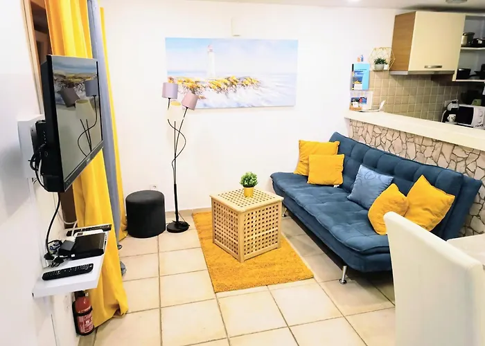 As Lucana Apartment - Ground Floor